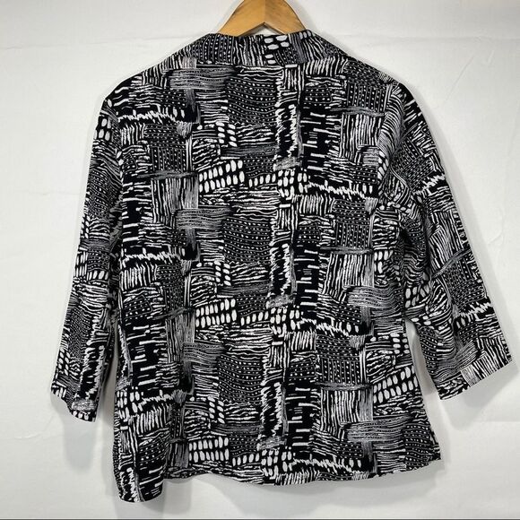Notations Black and White Print Button Down Blouse - Picture 11 of 14
